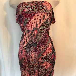 Pareos in Paradise strapless ruffled dress